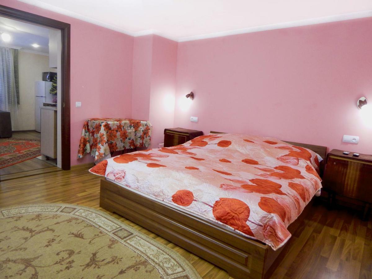 Cottage Svitanok Lopushnoye Экстерьер фото
